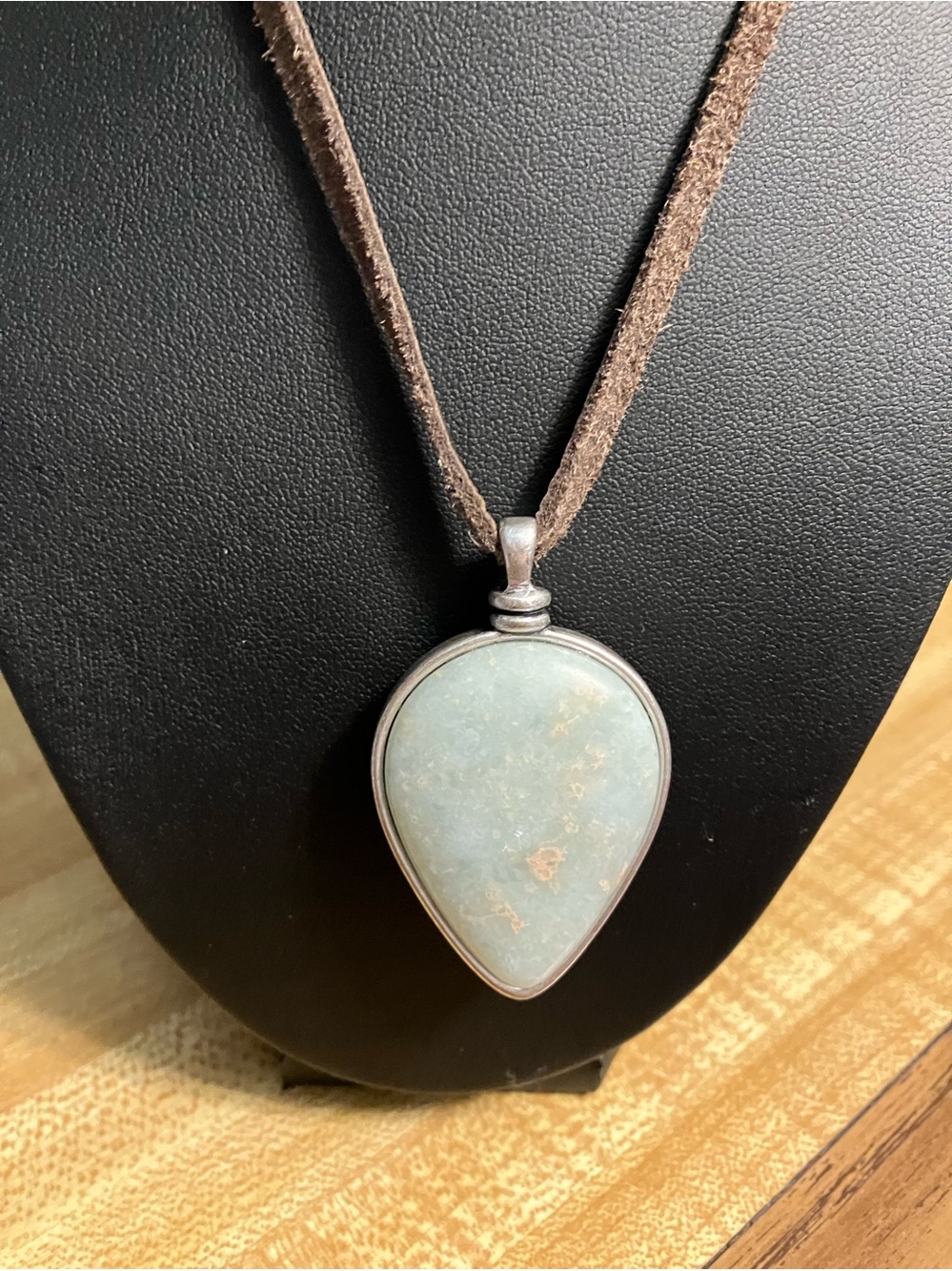 🌸Lucky Brand Teardrop MOP/Amazonite Pendant Necklace